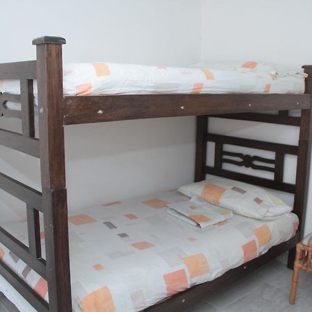 Hostal Fuente Clara Санта Марта Екстериор снимка