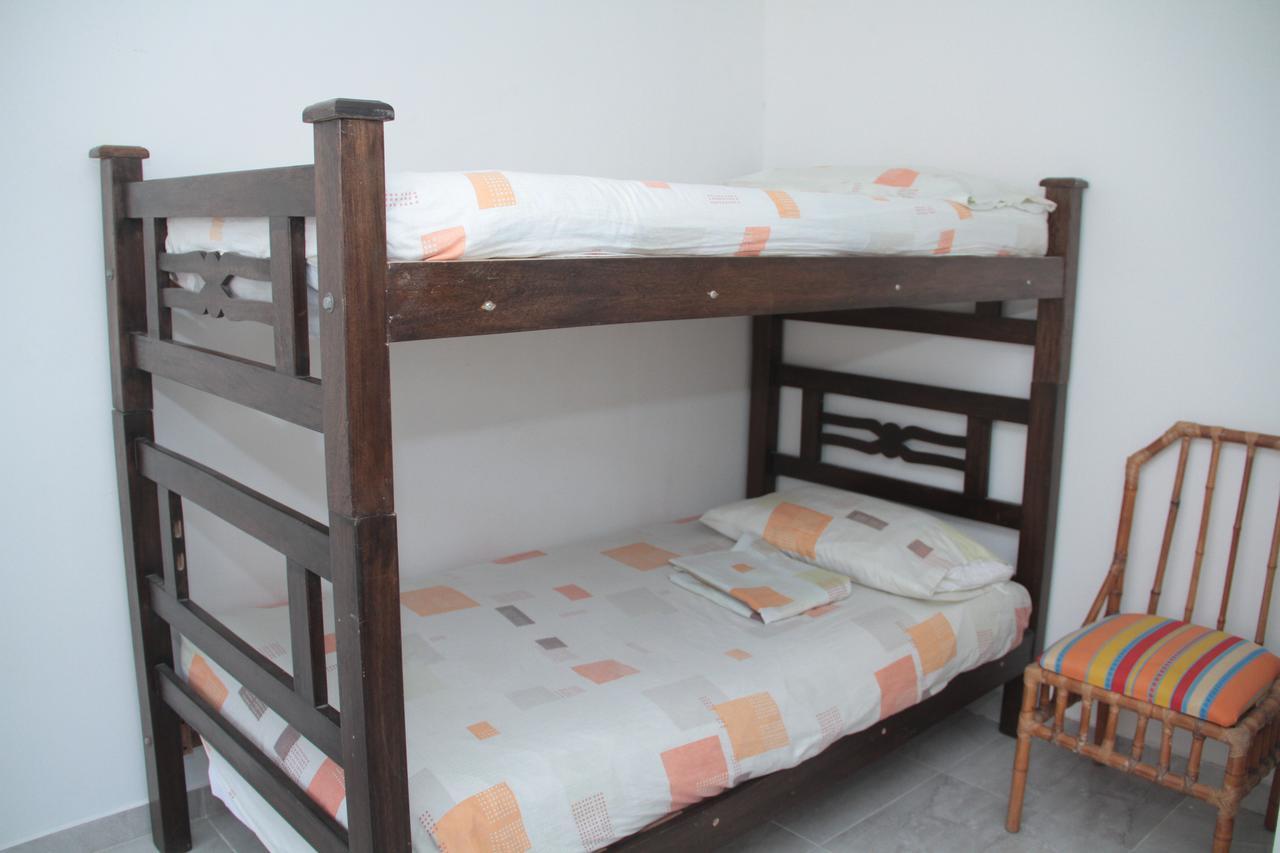 Hostal Fuente Clara Санта Марта Екстериор снимка