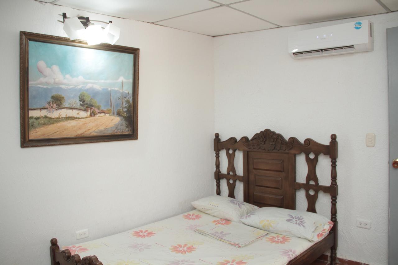 Hostal Fuente Clara Санта Марта Екстериор снимка