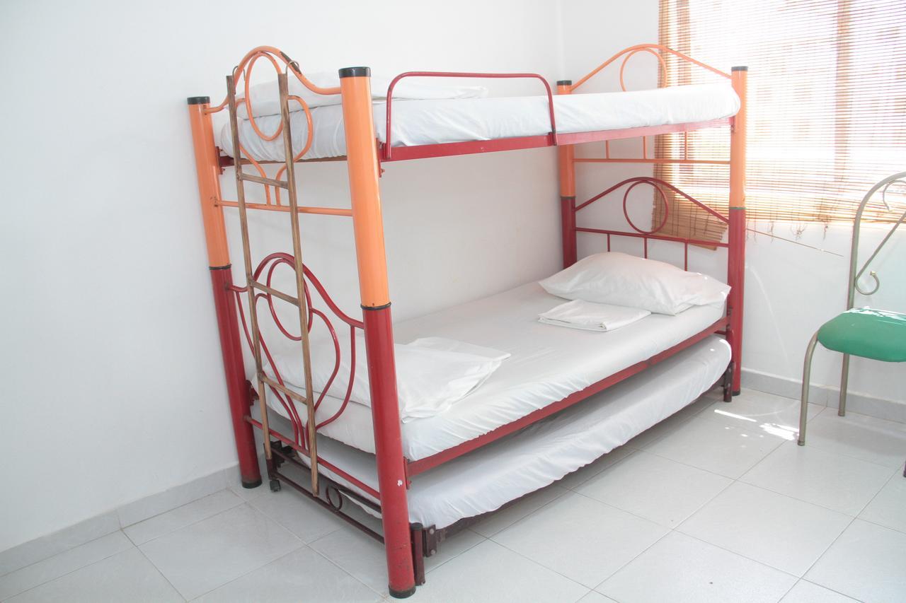 Hostal Fuente Clara Санта Марта Екстериор снимка